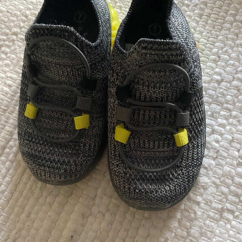 Gerber slip on shoes